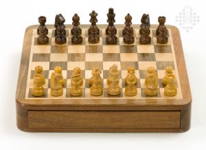 Chess set, magnetic, drawer, 17,8 x 17,8 cm